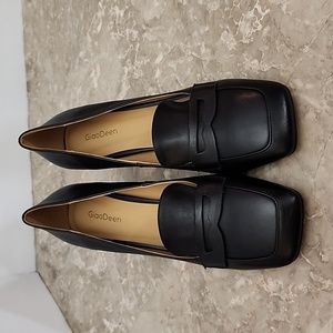 Like New GiaoDeen Women's Leather Classic Block Size 255 (8.5 US)
